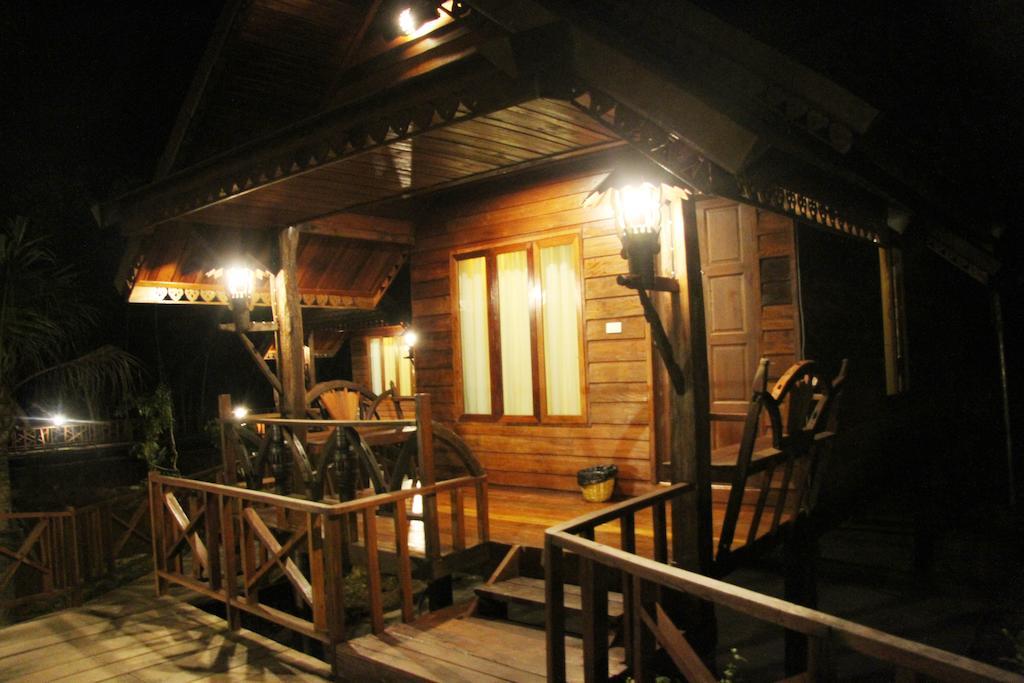 Burilamplai Resort Thung Yai Camera foto