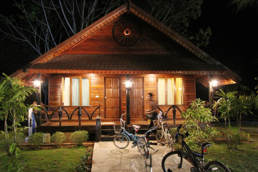 Burilamplai Resort Thung Yai Camera foto