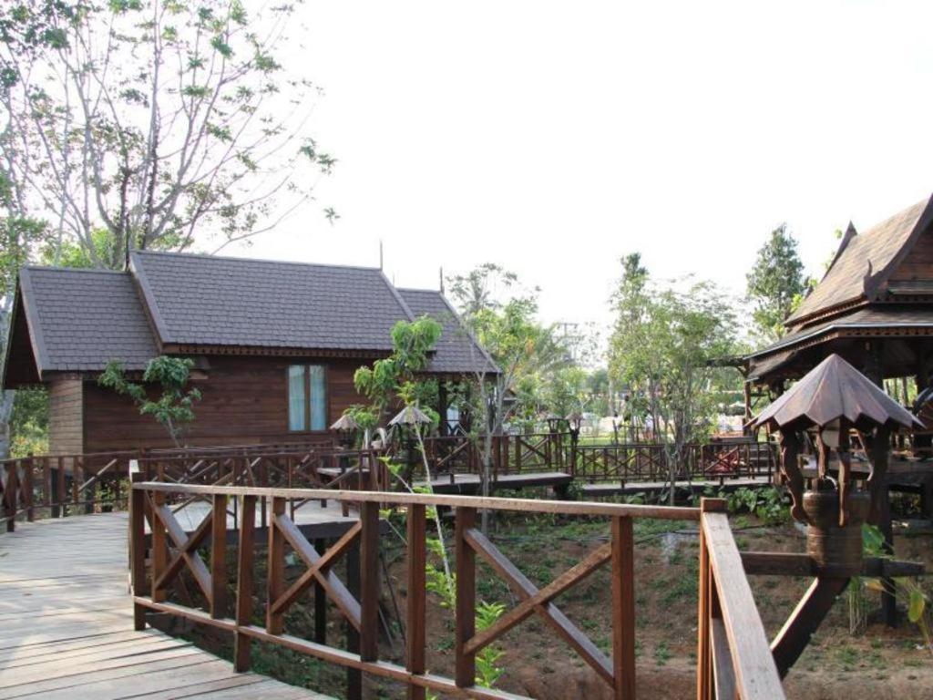 Burilamplai Resort Thung Yai Esterno foto