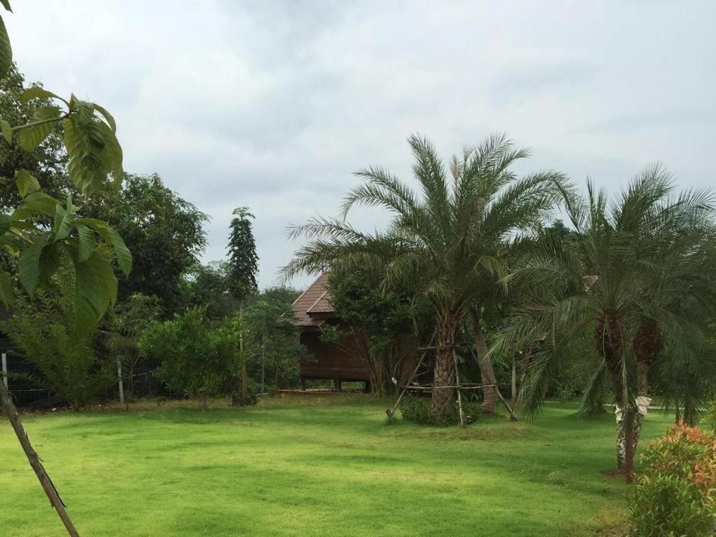 Burilamplai Resort Thung Yai Esterno foto