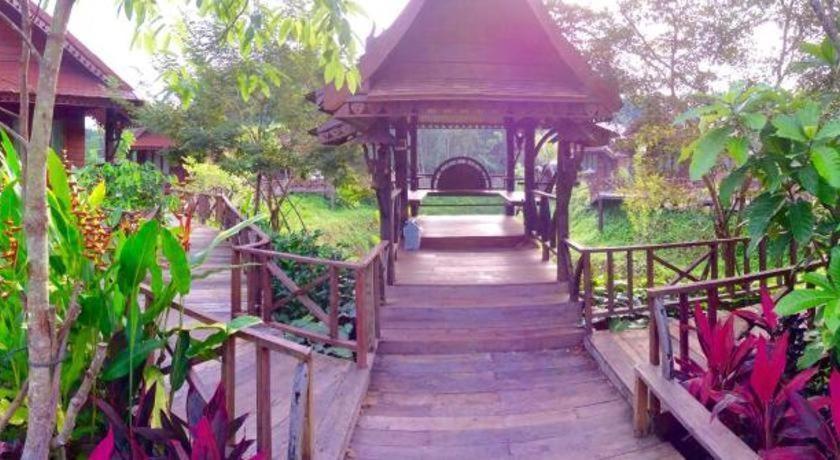 Burilamplai Resort Thung Yai Esterno foto