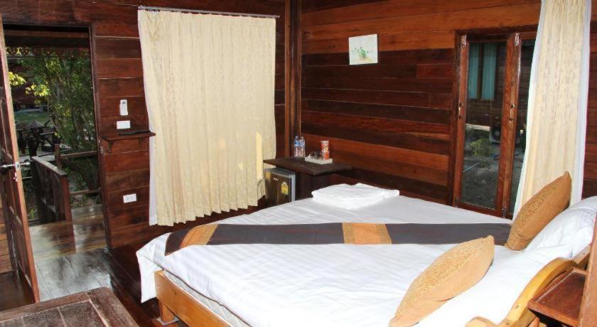 Burilamplai Resort Thung Yai Esterno foto