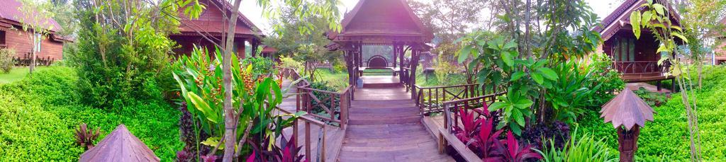 Burilamplai Resort Thung Yai Esterno foto